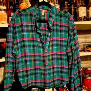 Anthropologie Pilcro Cropped Puff-Sleeve Soft Crinkle Plaid Blouse Medium